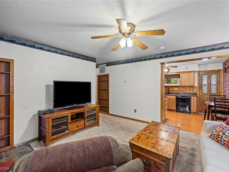 1973 Pinewood Drive, Brunswick, OH 44212 Photo 8
