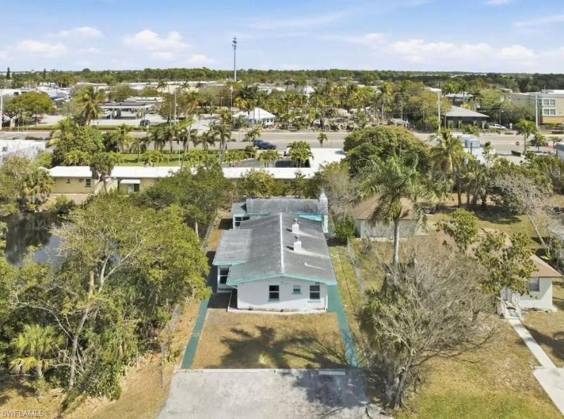 2147 Washington Ave , Unit C, Naples, FL 34112 Photo