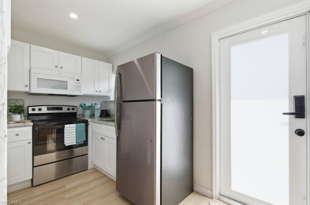 2147 Washington Ave , Unit C, Naples, FL 34112 Photo