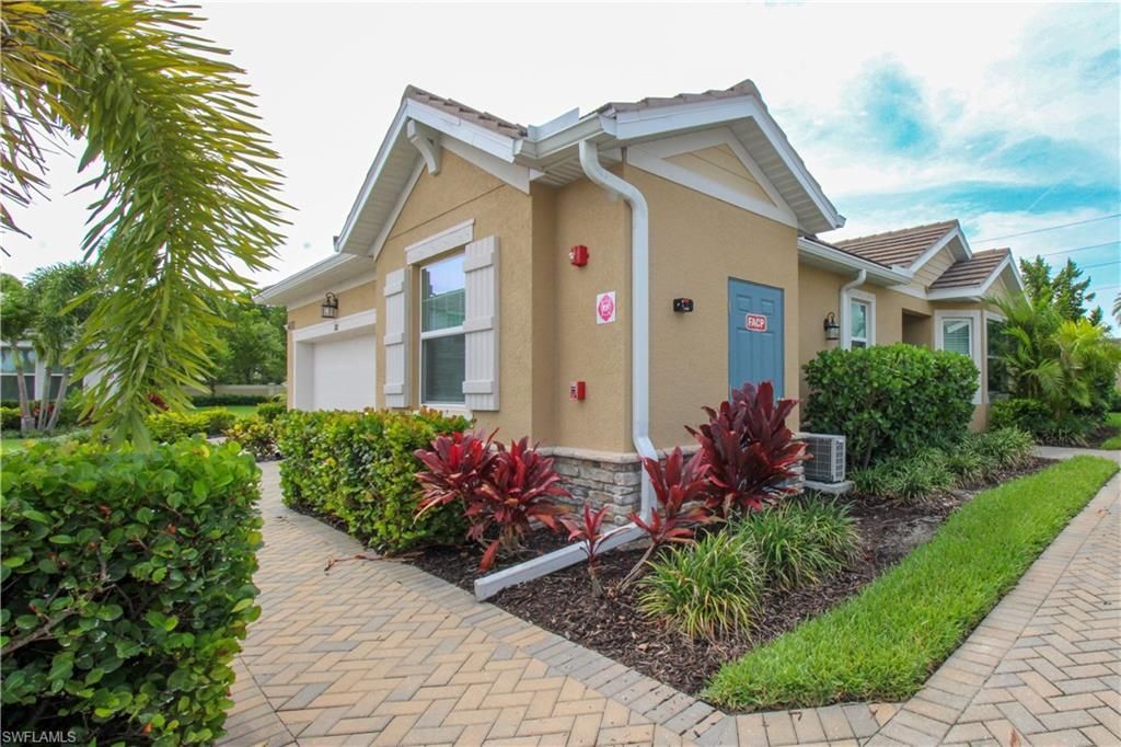 4692 Arboretum Cir, Unit 102, Naples, FL 34112 Photo