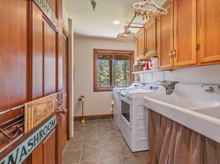 1081 Sandy Way, Olympic Valley, CA 96146 Photo