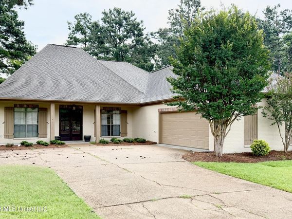 132 Hartfield Drive, Madison, MS 39110