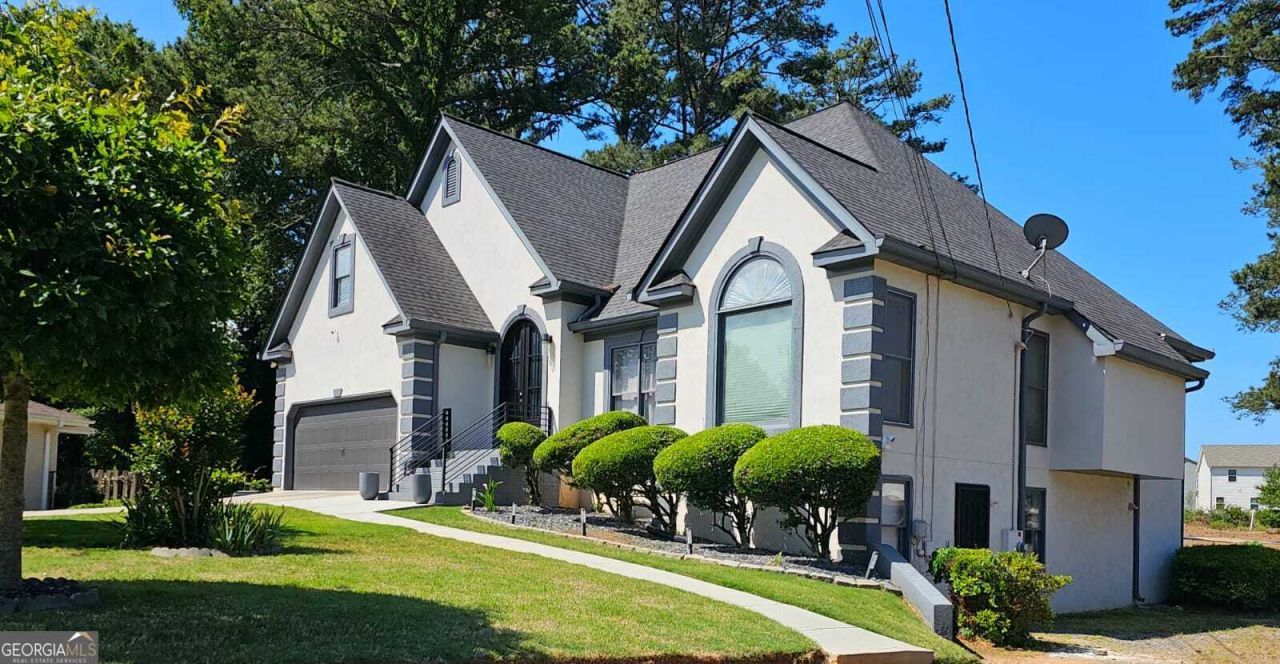 2461 Highland Golf Course Drive Se, Conyers, GA 30013 Main Photo