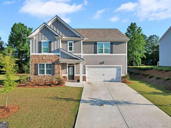 90 Thompson Drive, Dallas, GA 30132