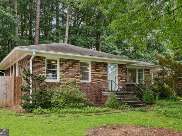 579 N Superior Avenue, Decatur, GA 30033