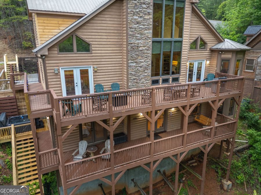 Property Image 100