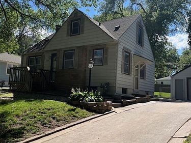 2311 S 37th Street, Lincoln, NE 68506