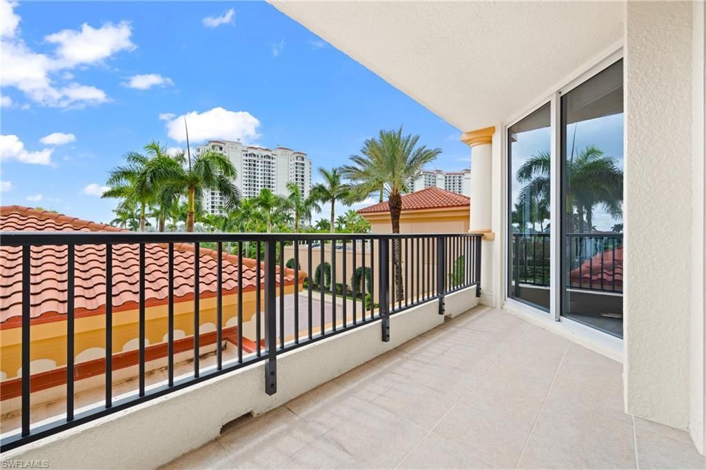 1065 Borghese Ln , Unit 203, Naples, FL 34114 Photo