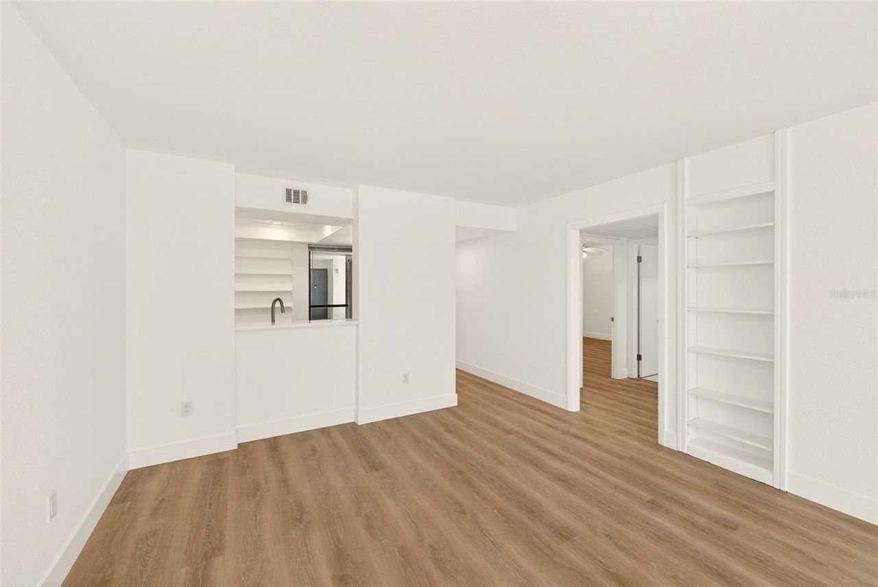 16308 Gulf Boulevard, Unit 103, Redington Beach, FL 33708 Photo
