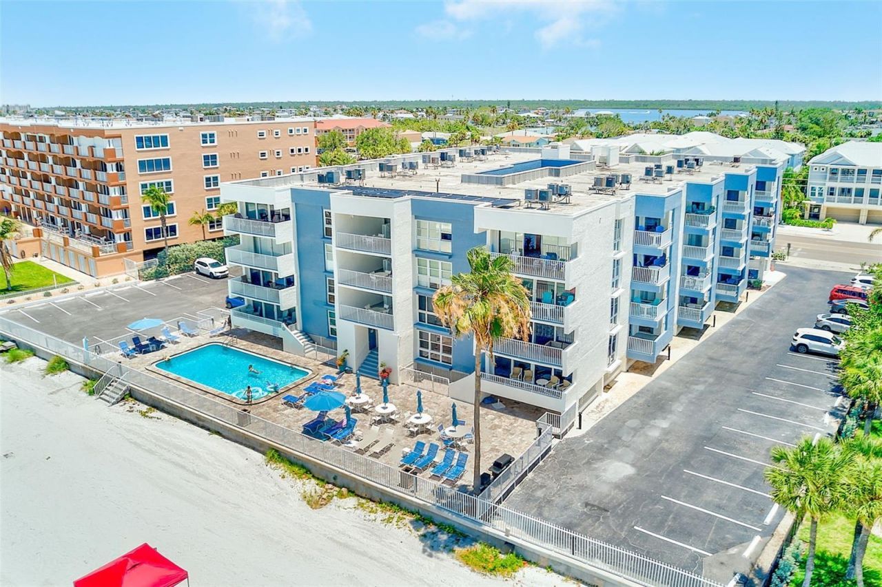 16308 Gulf Boulevard, Unit 103, Redington Beach, FL 33708 Photo