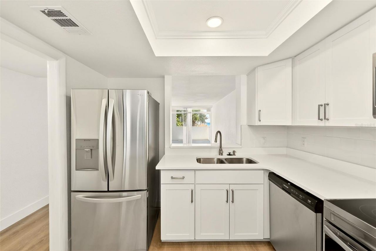 16308 Gulf Boulevard, Unit 103, Redington Beach, FL 33708 Photo