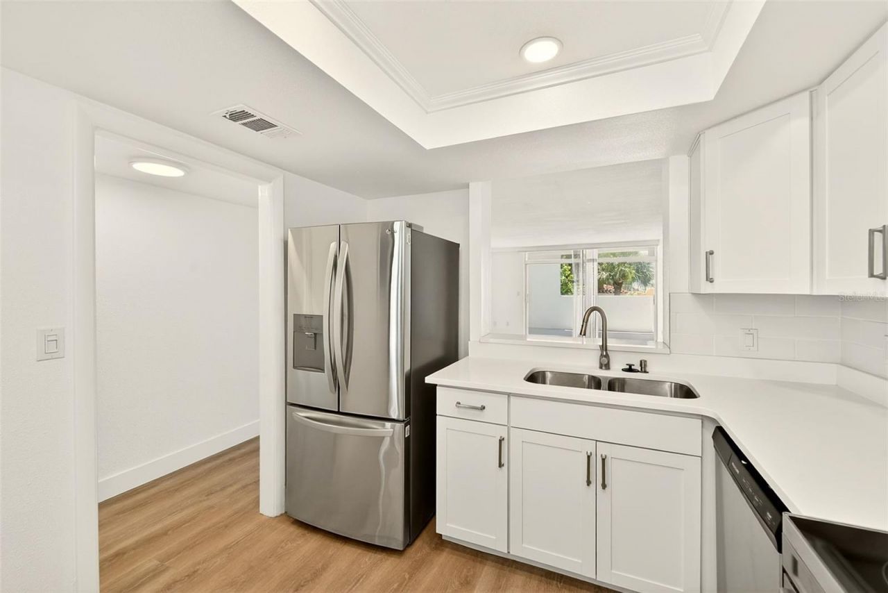 16308 Gulf Boulevard, Unit 103, Redington Beach, FL 33708 Photo