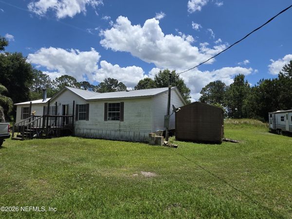 135 CEDAR Road, East Palatka, FL 32131