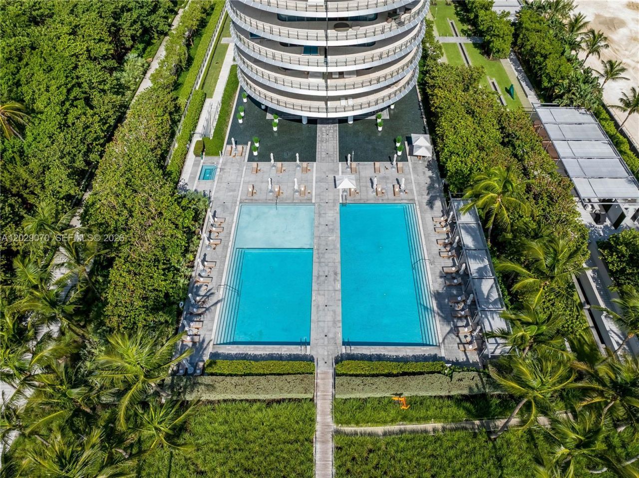 8701 Collins Ave , Unit 605, Miami Beach, FL 33154 Photo
