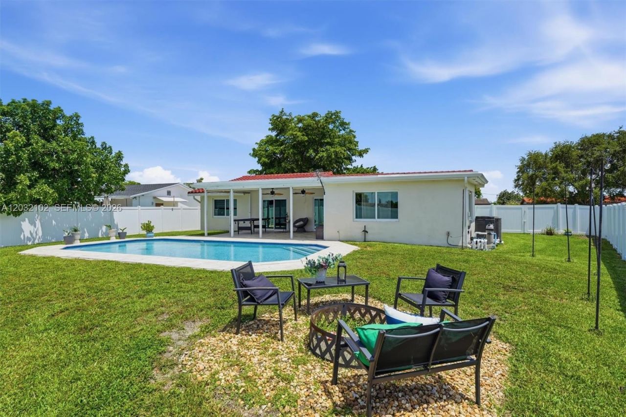 13391 SW 78th St , Miami, FL 33183 Photo