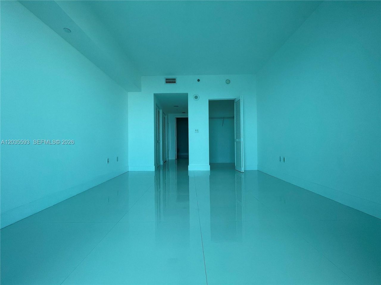950 Brickell Bay Dr, Unit 3210, Miami, FL 33131 Photo