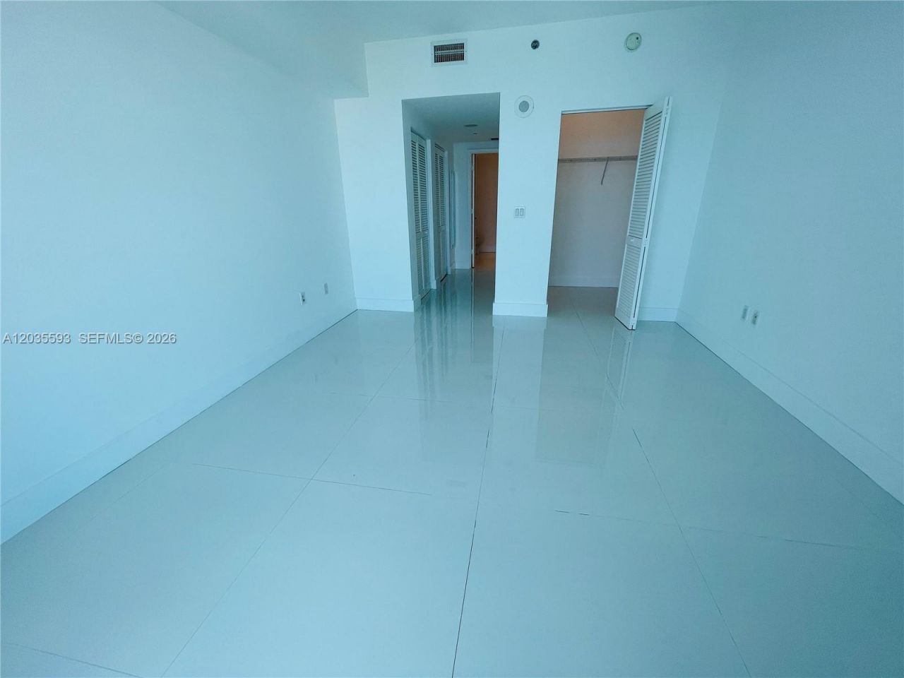 950 Brickell Bay Dr, Unit 3210, Miami, FL 33131 Photo