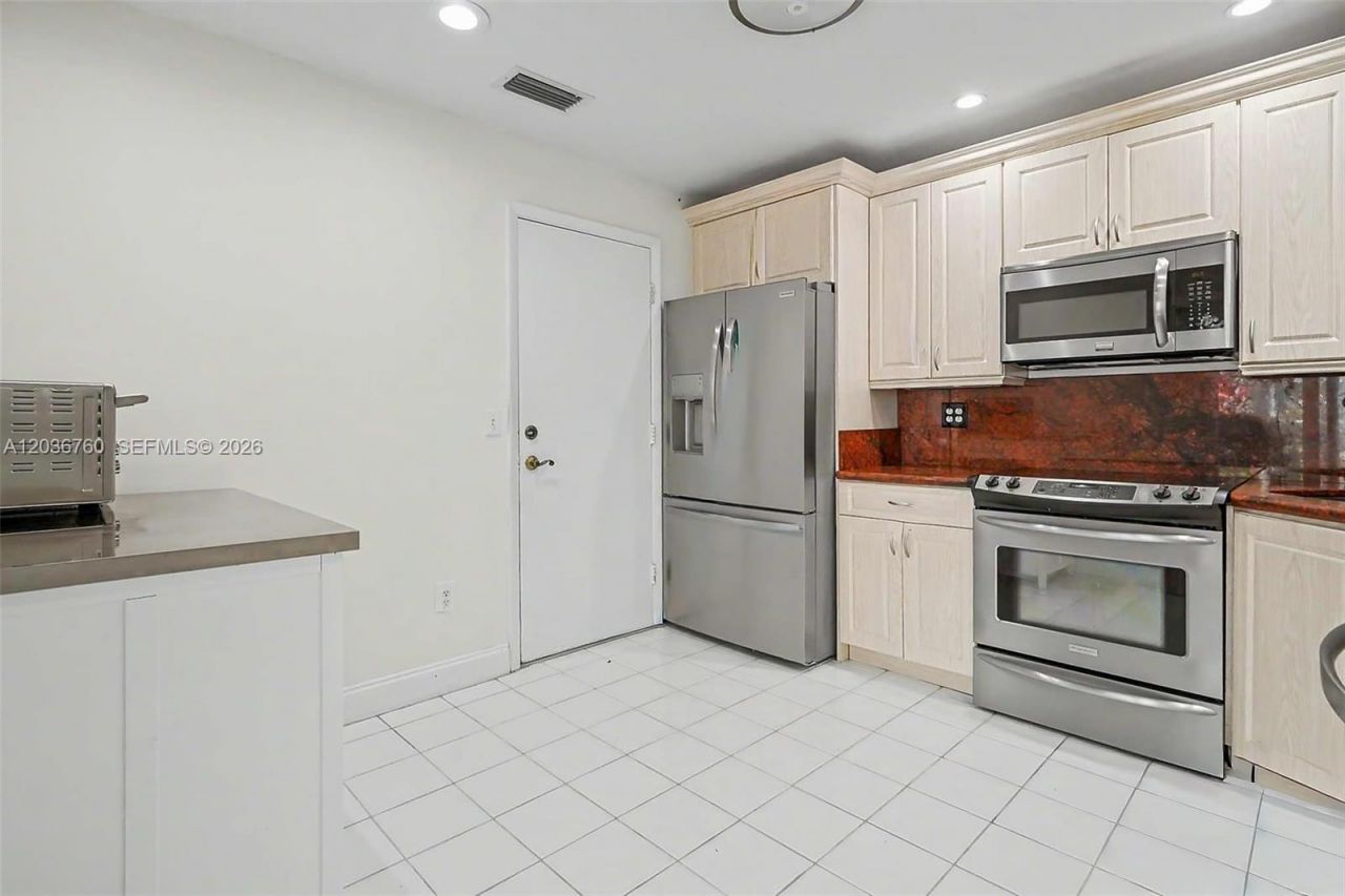10994 Neptune Dr, Cooper City, FL 33026 Photo