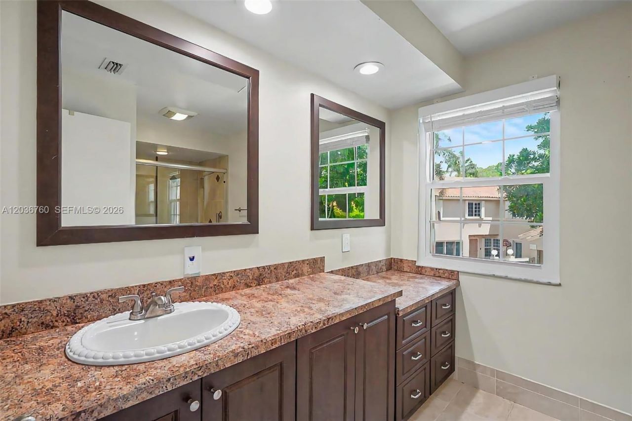 10994 Neptune Dr, Cooper City, FL 33026 Photo