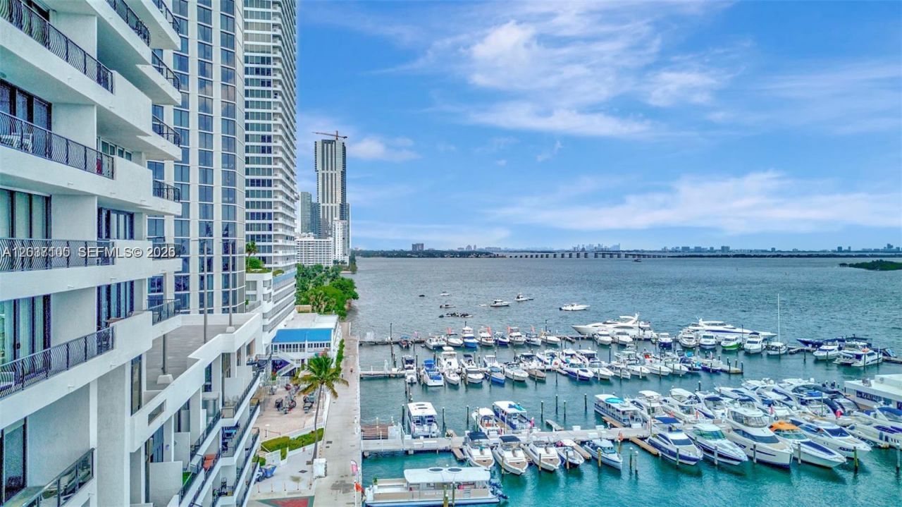 555 NE 15th St , Unit 17E, Miami, FL 33132 Photo