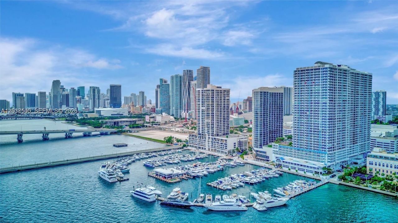 555 NE 15th St , Unit 17E, Miami, FL 33132 Photo