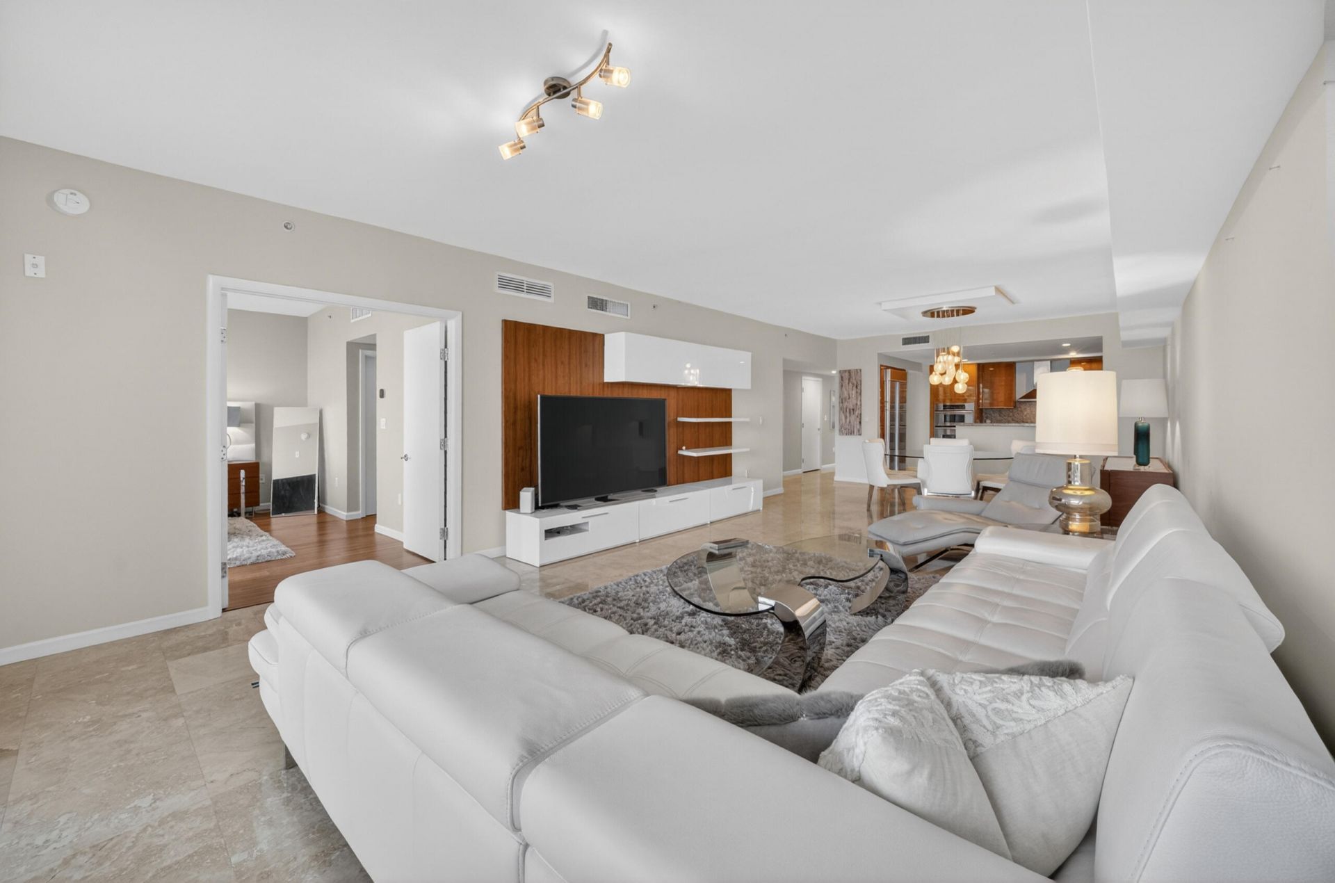 45 Hendricks Isle, Unit 403, Fort Lauderdale, FL 33301 Photo