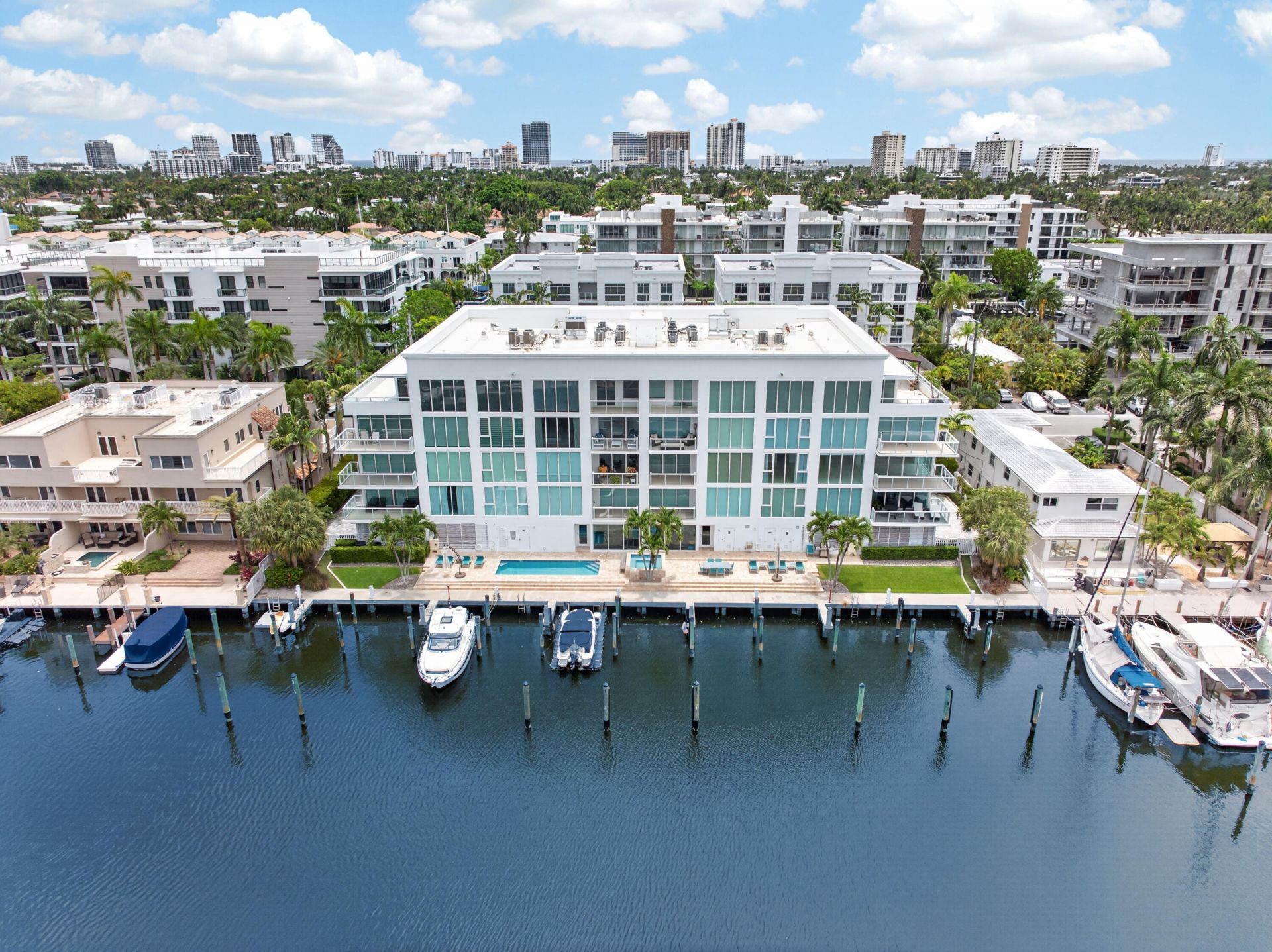 45 Hendricks Isle, Unit 403, Fort Lauderdale, FL 33301 Photo