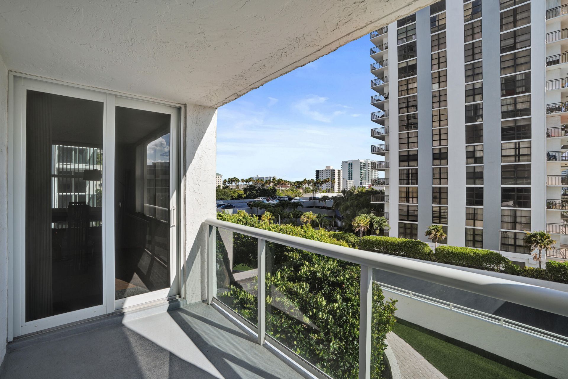 3015 N Ocean Boulevard, Unit 3d, Fort Lauderdale, FL 33308 Photo