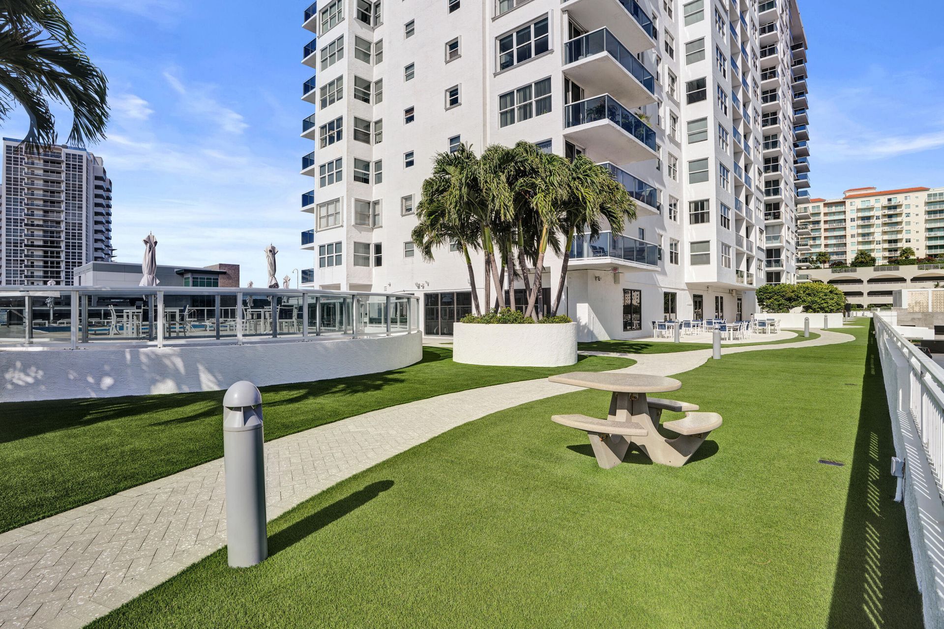 3015 N Ocean Boulevard, Unit 3d, Fort Lauderdale, FL 33308 Photo