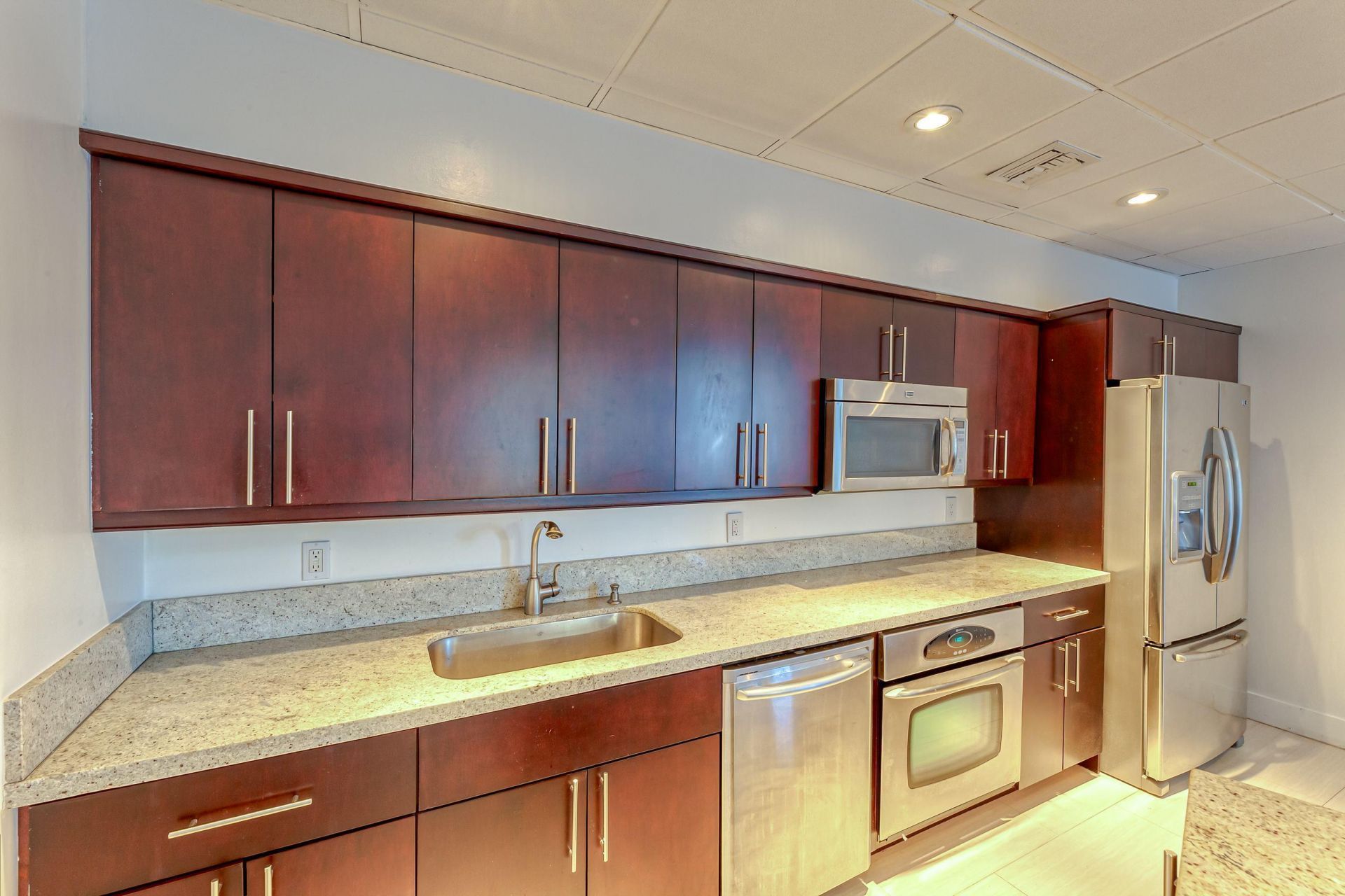 3015 N Ocean Boulevard, Unit 3d, Fort Lauderdale, FL 33308 Photo