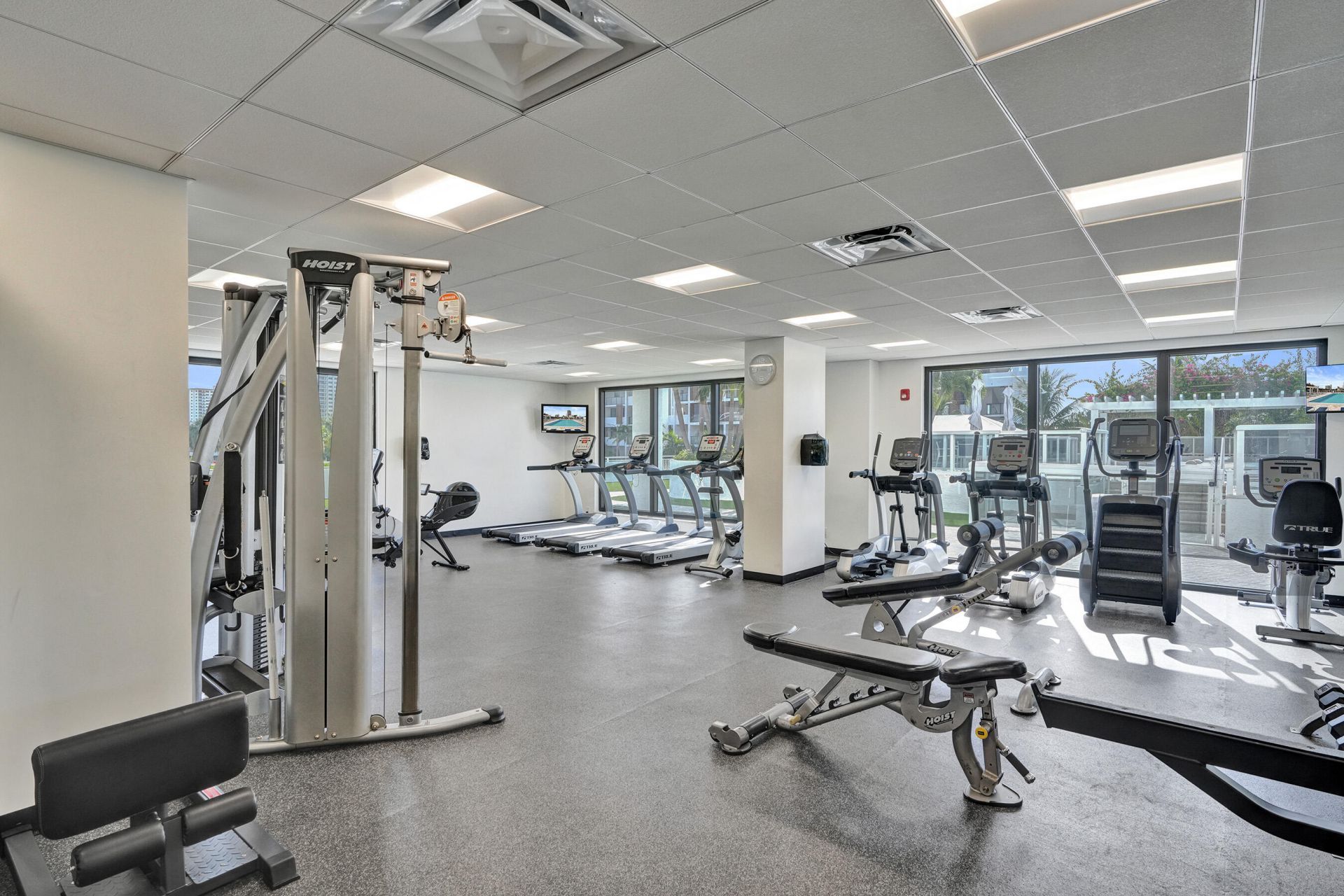 3015 N Ocean Boulevard, Unit 3d, Fort Lauderdale, FL 33308 Photo