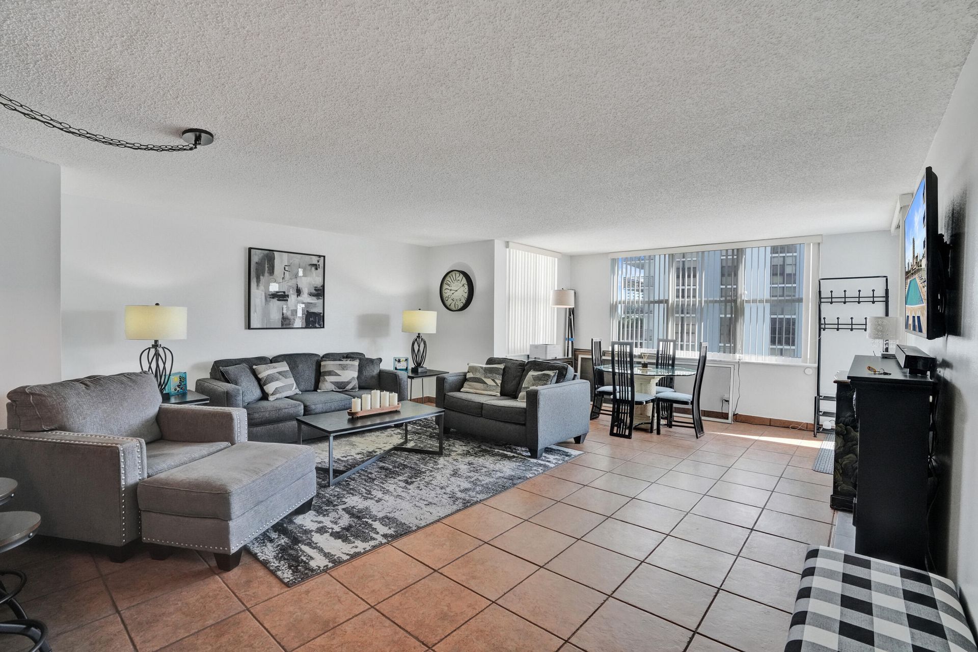 3015 N Ocean Boulevard, Unit 3d, Fort Lauderdale, FL 33308 Photo