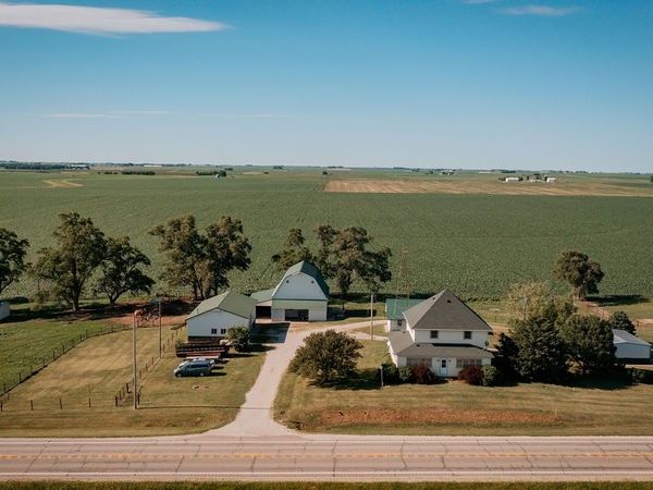 12397 240th Street, Linden, IA 50146