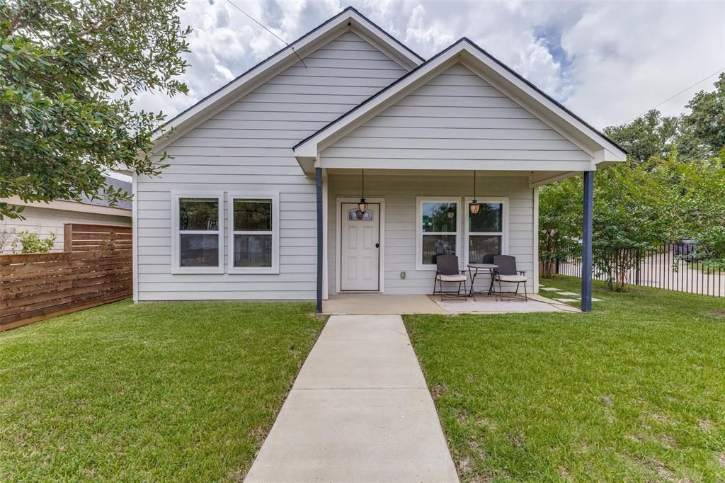 2000 Langston Street, Fort Worth, TX 76105 Main Photo