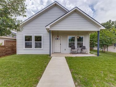 2000 Langston Street, Fort Worth, TX 76105