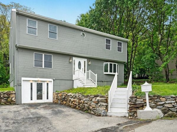 45 Dillon St, Worcester, MA 01604