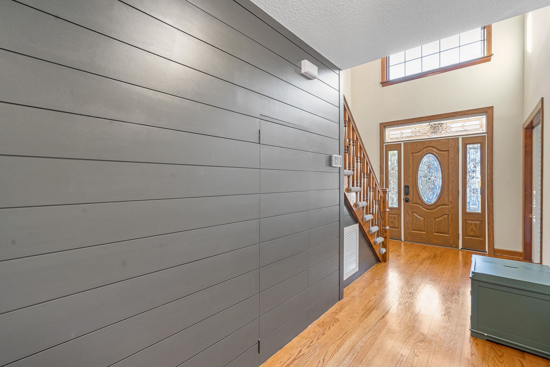 406 King Charles Circle Photo 15
