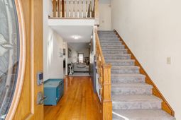 406 King Charles Circle photo 4