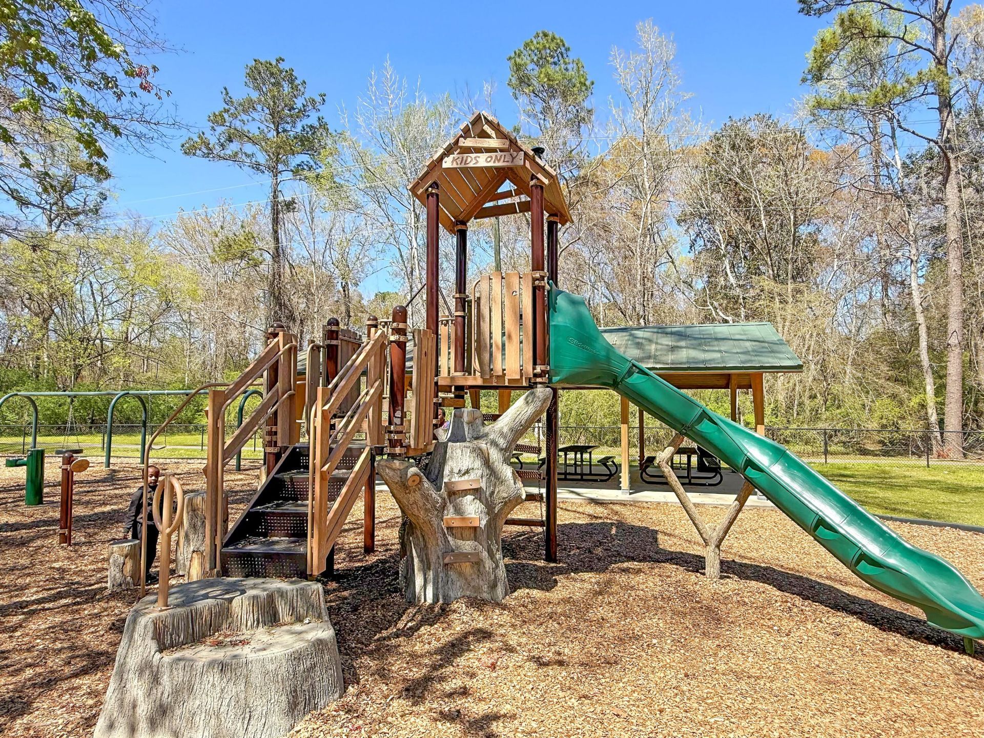 406 King Charles Circle Photo 54