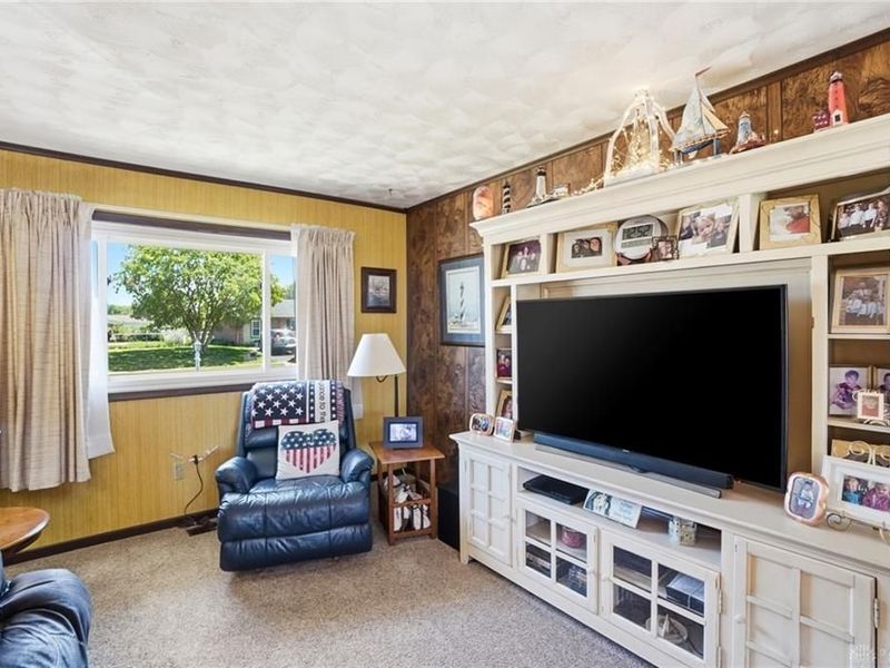500 Beverly Drive, Piqua, OH 45356 Photo 21