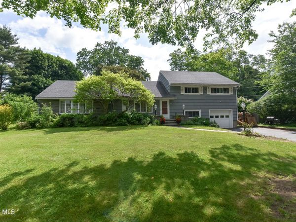 10 Eastland Avenue, Gloversville, NY 12078