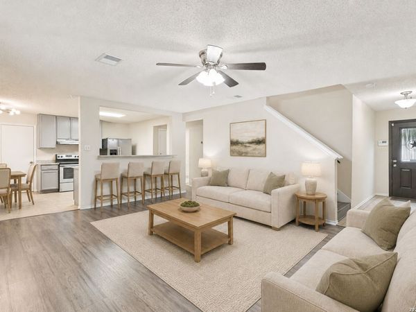 8842 Charter Pt., San Antonio, TX 78250