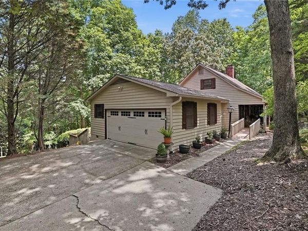 988 Woodland , Sautee Nacoochee, GA 30571