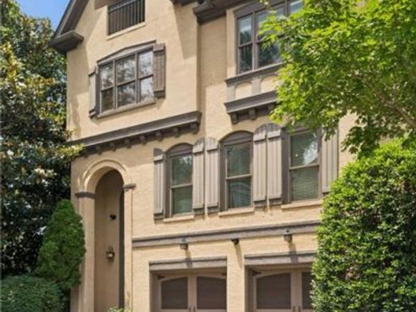 1928 Saxon Valley Circle NE, Atlanta, GA 30319