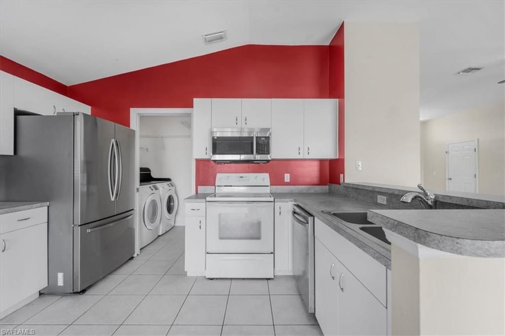 4664 Varsity Cir , Lehigh Acres, FL 33971 Photo
