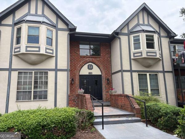6851 Roswell Road, Unit D2, Atlanta, GA 30328