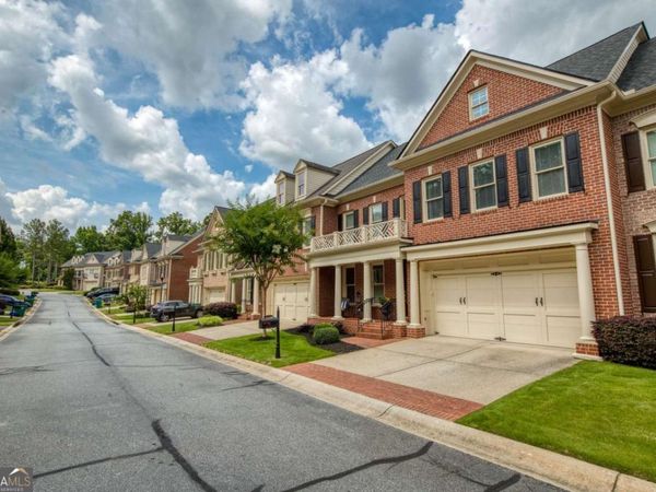 4725 SE Legacy Cove Lane, Smyrna, GA 30126