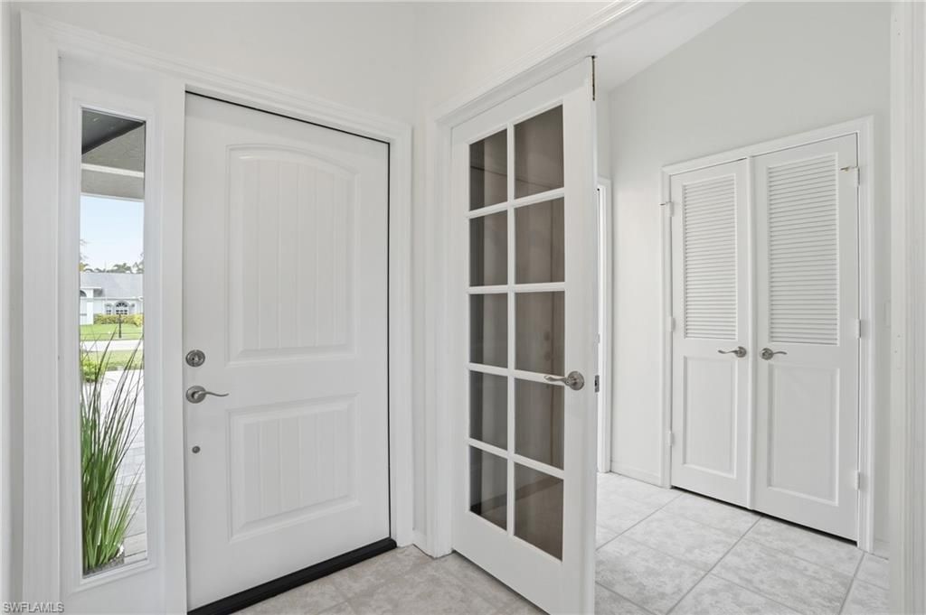 132 Bordeaux Cir, Naples, FL 34112 Photo