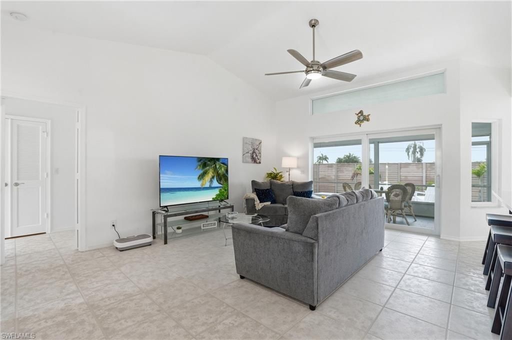 132 Bordeaux Cir, Naples, FL 34112 Photo