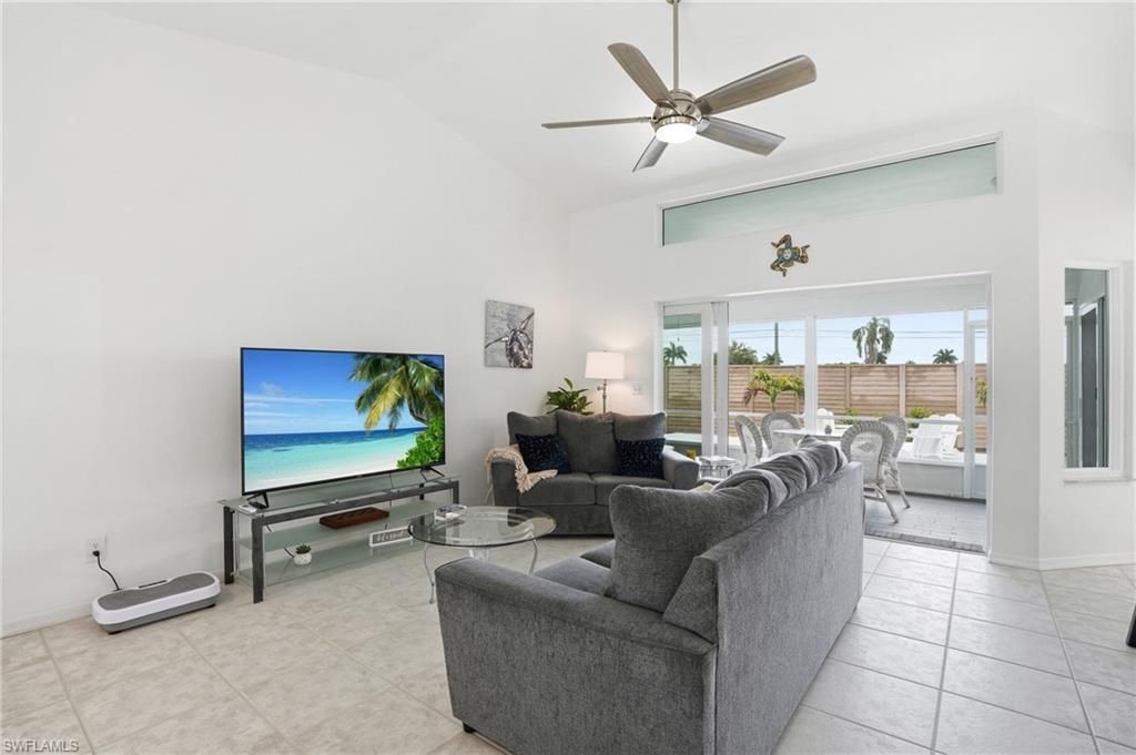 132 Bordeaux Cir, Naples, FL 34112 Photo